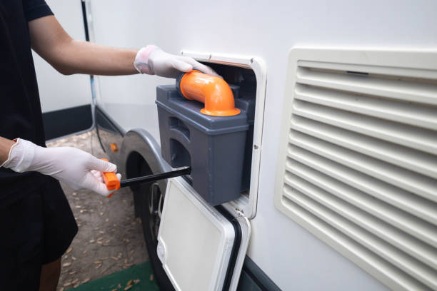 Best Porta potty delivery and setup  in North Bend, OH