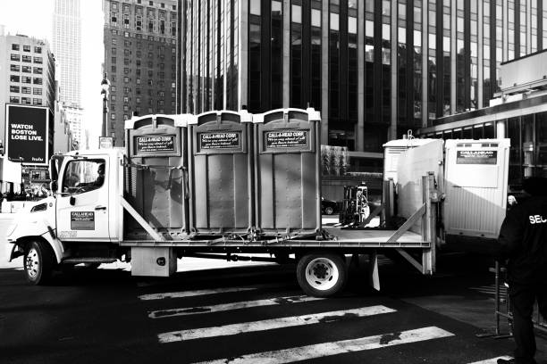 Porta potty delivery and setup in North Bend, OH